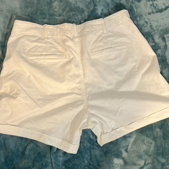 Gap Women’s 14 White 5” Shorts - Picture 7 of 7
